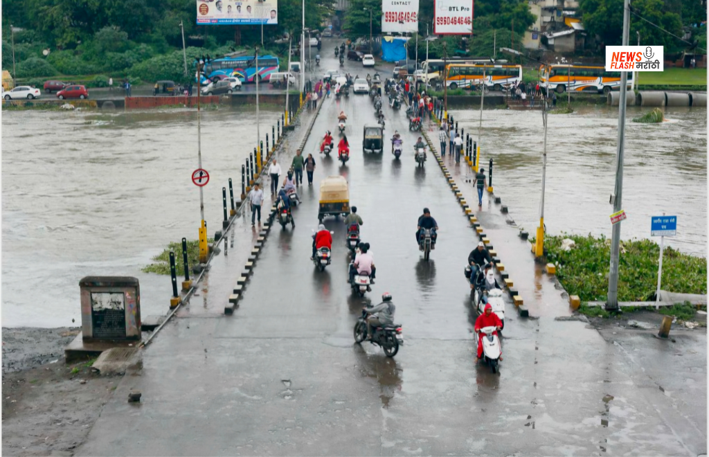 (Baba Bhide Bridge closed)